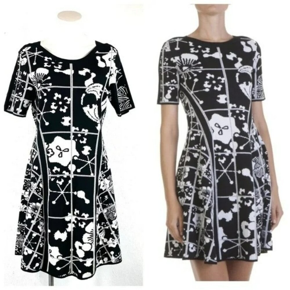 Kenzo Paris Tanami Flower Jaquard Intarsia Knit Black and White Cotton Dress Sma